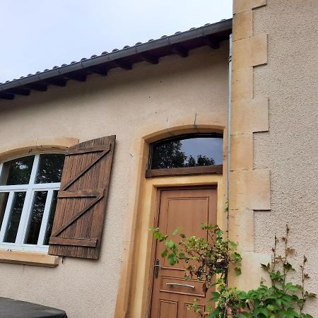 Chez Line Et Pierre: Appartement Spacieux, Lumineux Et Equipe La Bastide-de-Sérou Extérieur photo