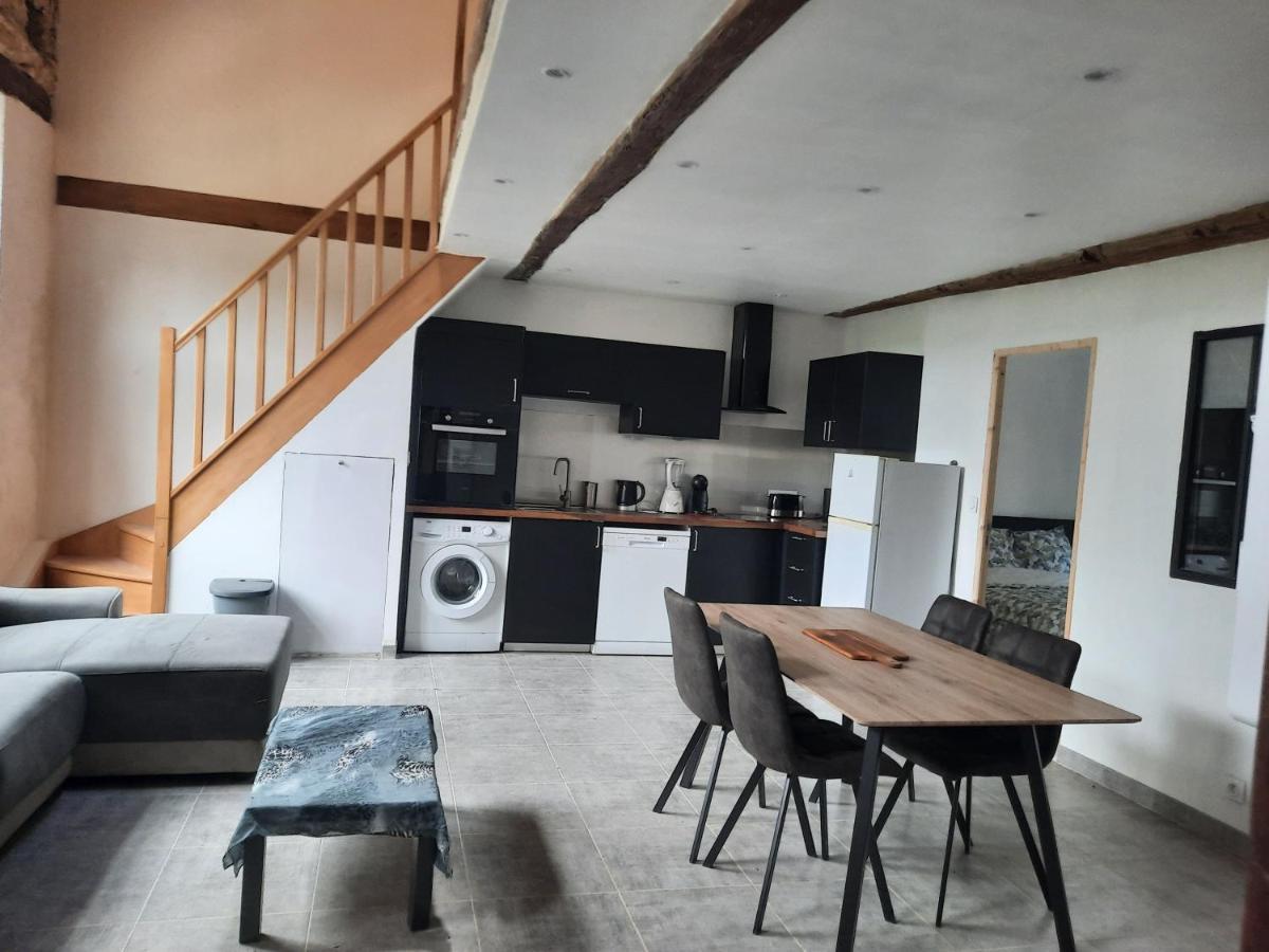 Chez Line Et Pierre: Appartement Spacieux, Lumineux Et Equipe La Bastide-de-Sérou Extérieur photo